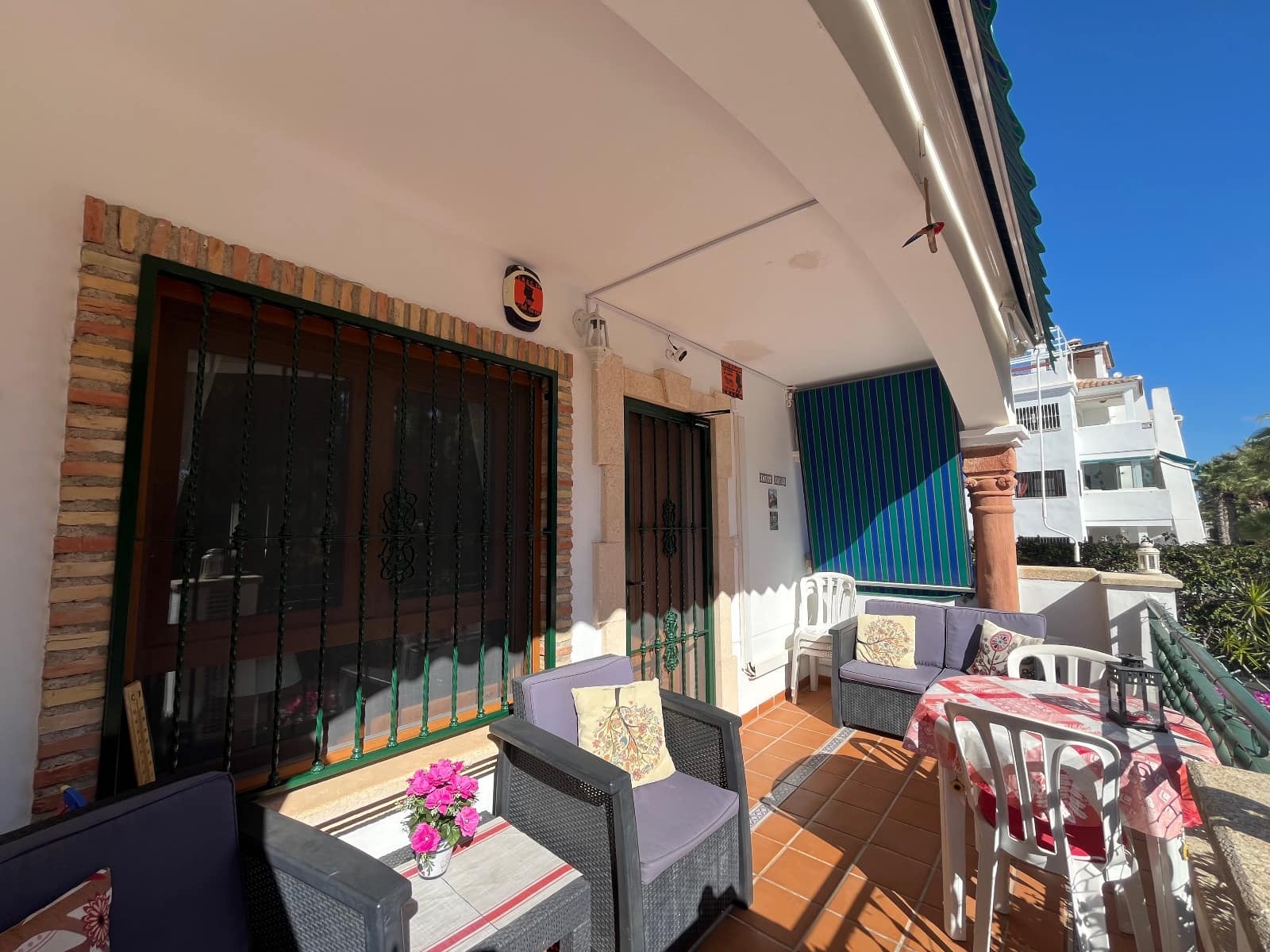 2 bedroom Apartment for sale in Villamartin with pool - € 199,995 (Ref: 9393681)