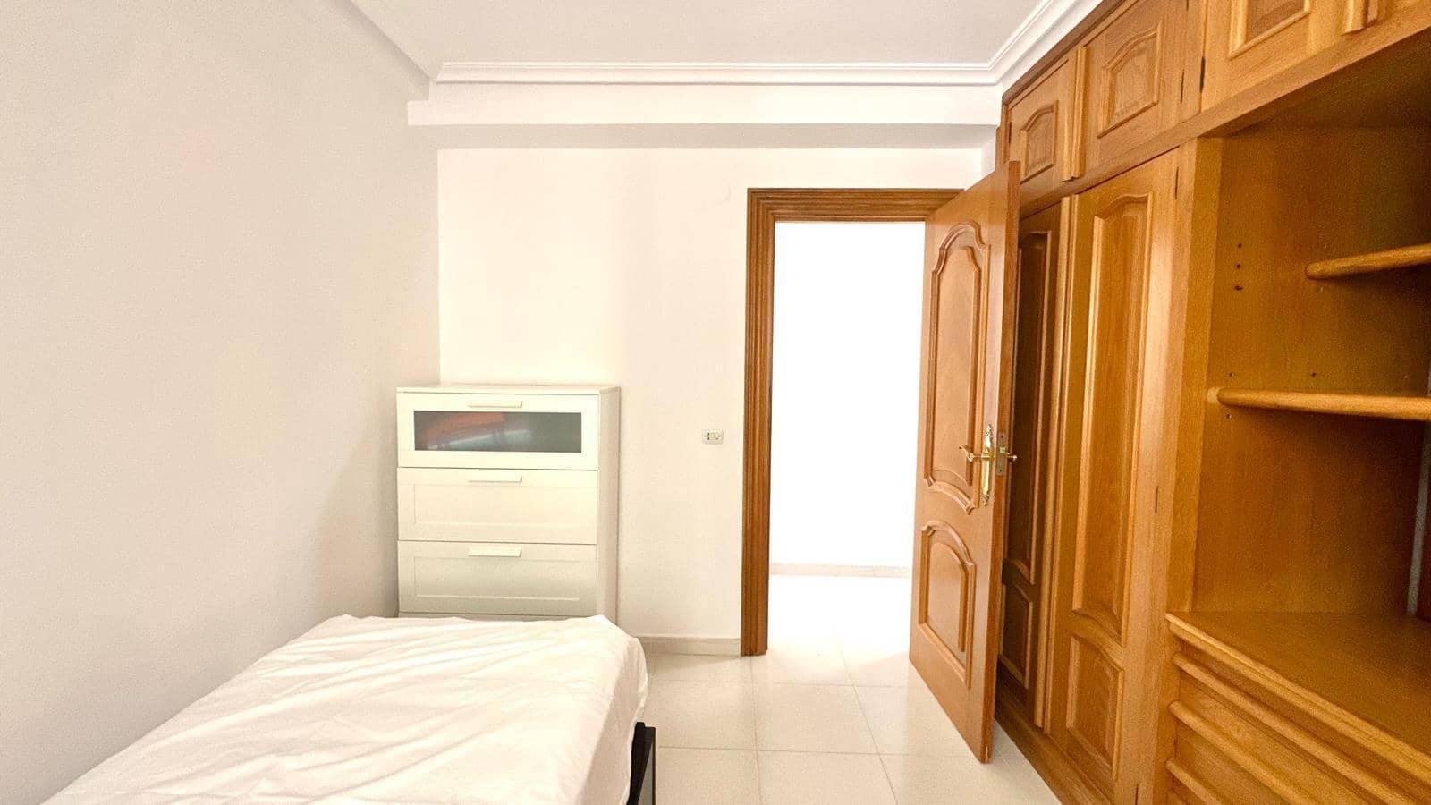 Apartamento de 3 habitaciones en Orihuela Costa en venta con piscina - 269.900 € (Ref: 9396723)