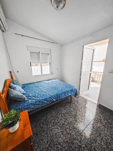 2 camera da letto Bungalow in vendita in Torrevieja con piscina - 144.900 € (Rif: 9396731)