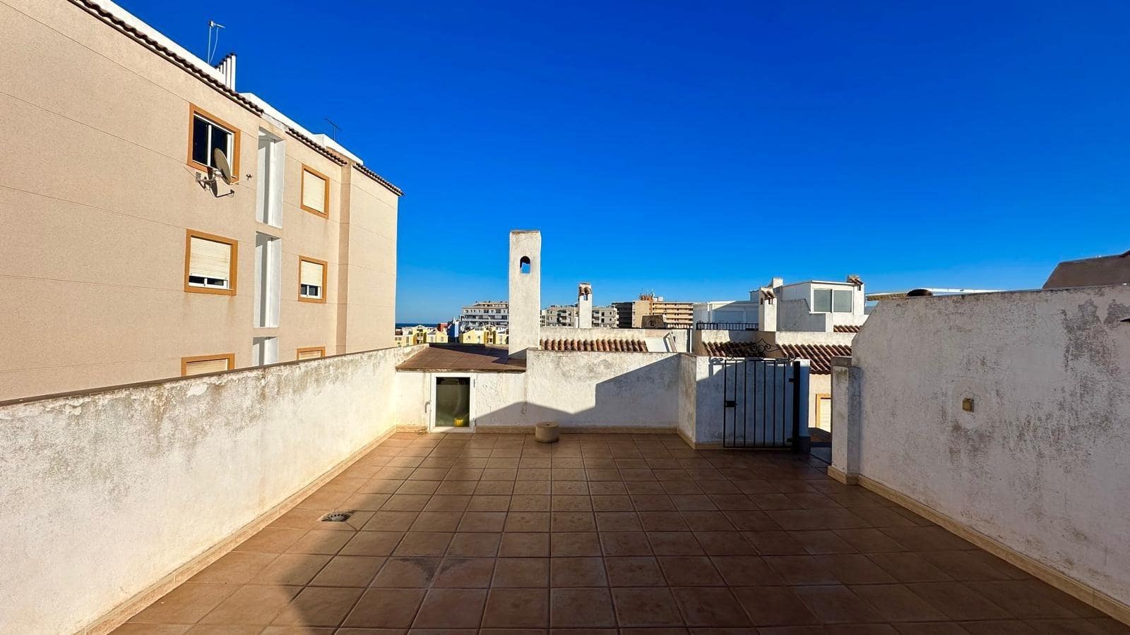 2 quarto Apartamento para venda em Torrevieja com piscina - 139 900 € (Ref: 9396732)