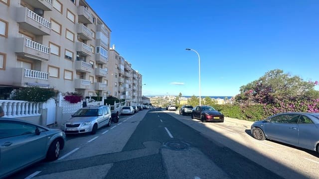 2 quarto Apartamento para venda em Torrevieja com piscina - 139 900 € (Ref: 9396732)