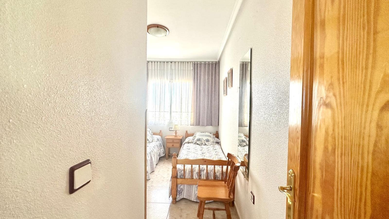 2 quarto Apartamento para venda em Torrevieja com piscina - 139 900 € (Ref: 9396732)
