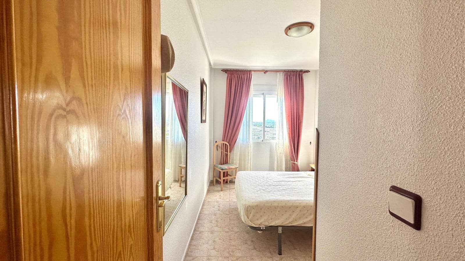 2 quarto Apartamento para venda em Torrevieja com piscina - 139 900 € (Ref: 9396732)