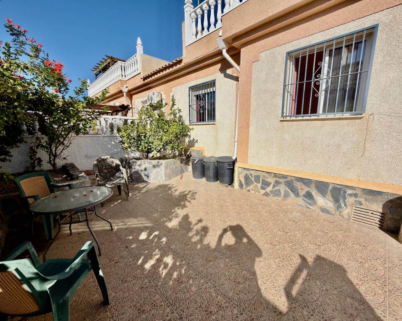 3 soverom Kjedet enebolig til salgs i Ciudad Quesada med svømmebasseng - € 200 000 (Ref: 9401032)