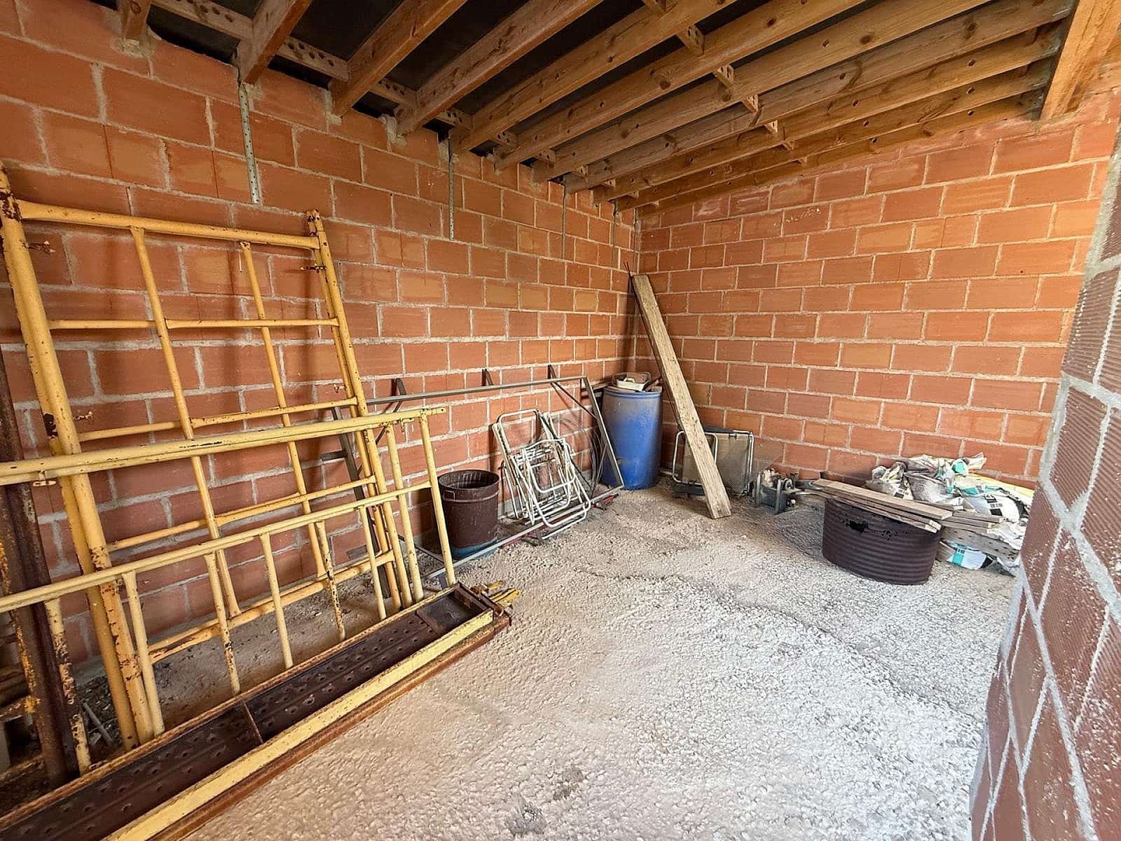 7 soveværelse Villa til salg i Salinas - € 199.995 (Ref: 9401035)