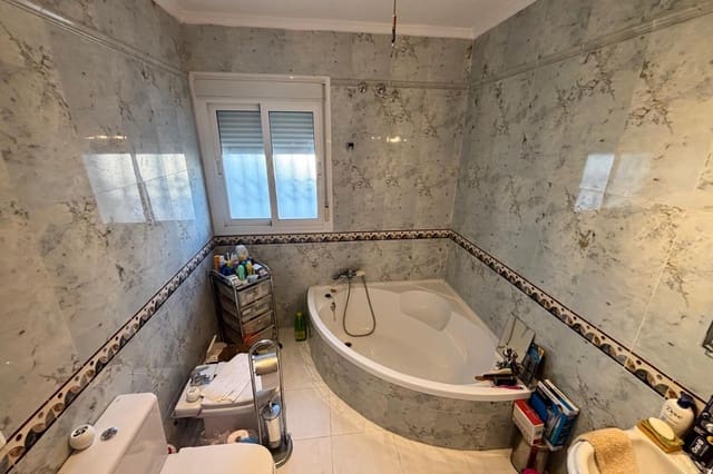 Chalet de 5 habitaciones en Ciudad Quesada, Rojales en venta con piscina garaje - 595.000 € (Ref: 9401039)