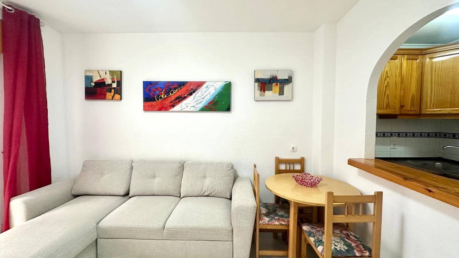 Studio til salgs i Torrevieja - € 79 900 (Ref: 9404664)