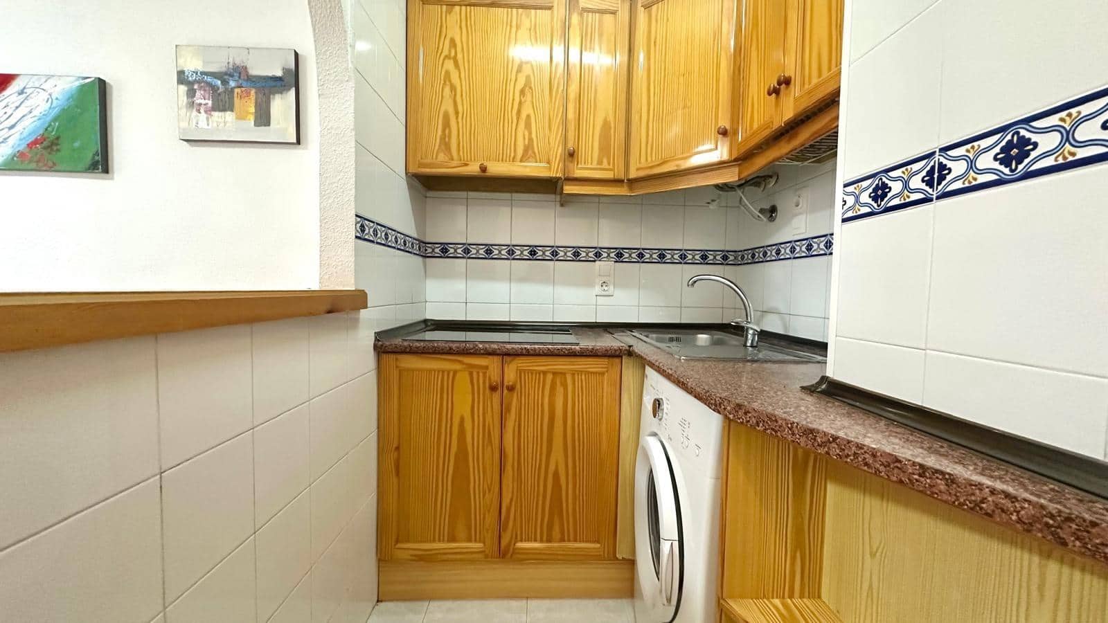 Studio til salgs i Torrevieja - € 79 900 (Ref: 9404664)