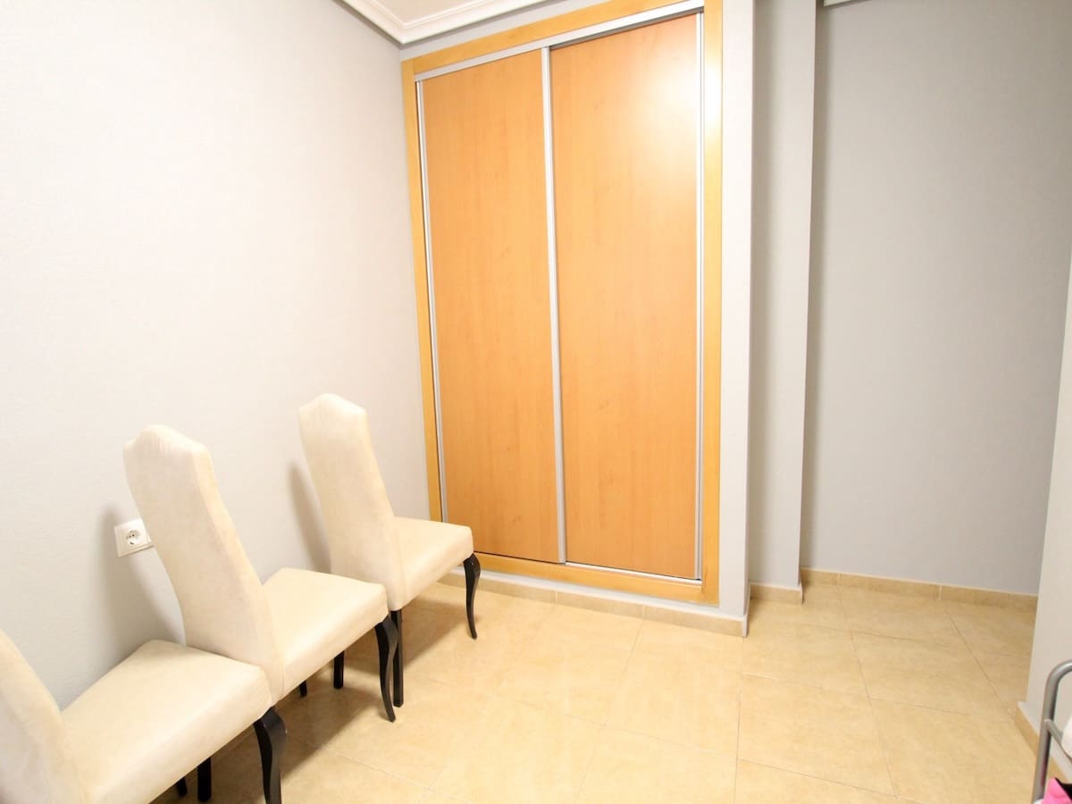 3 bedroom Apartment for sale in Almoradi - € 117,000 (Ref: 9409963)