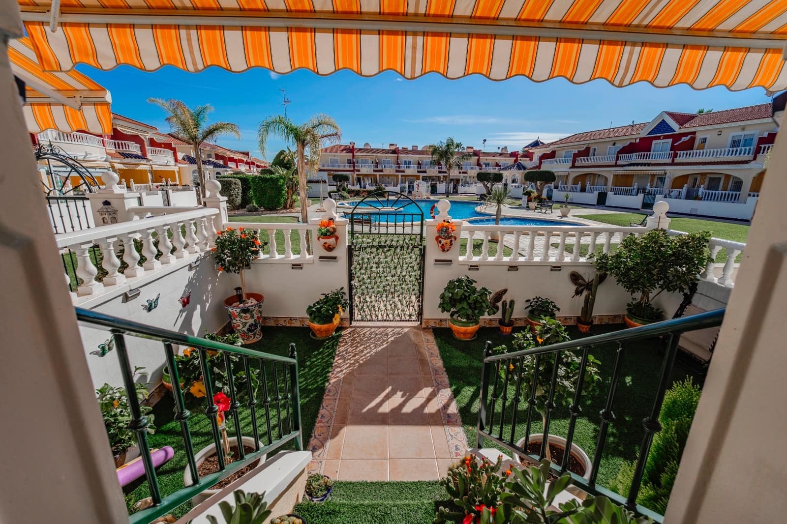 2 sypialnia Dom na sprzedaż w Ciudad Quesada z basenem - 235 000 € (Ref: 9409966)