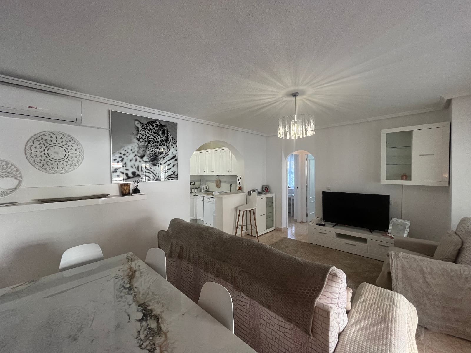 2 soveværelse Bungalow til salg i Punta Prima med swimmingpool - € 219.999 (Ref: 9411335)