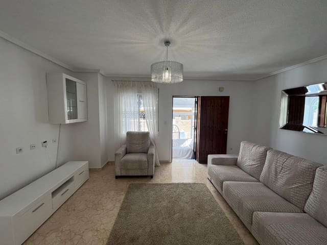 2 sypialnia Bungalow na sprzedaż w Punta Prima, Torrevieja z basenem - 209 999 € (Ref: 9411335)