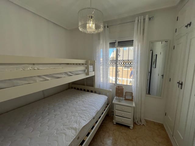 2 sypialnia Bungalow na sprzedaż w Punta Prima, Torrevieja z basenem - 209 999 € (Ref: 9411335)