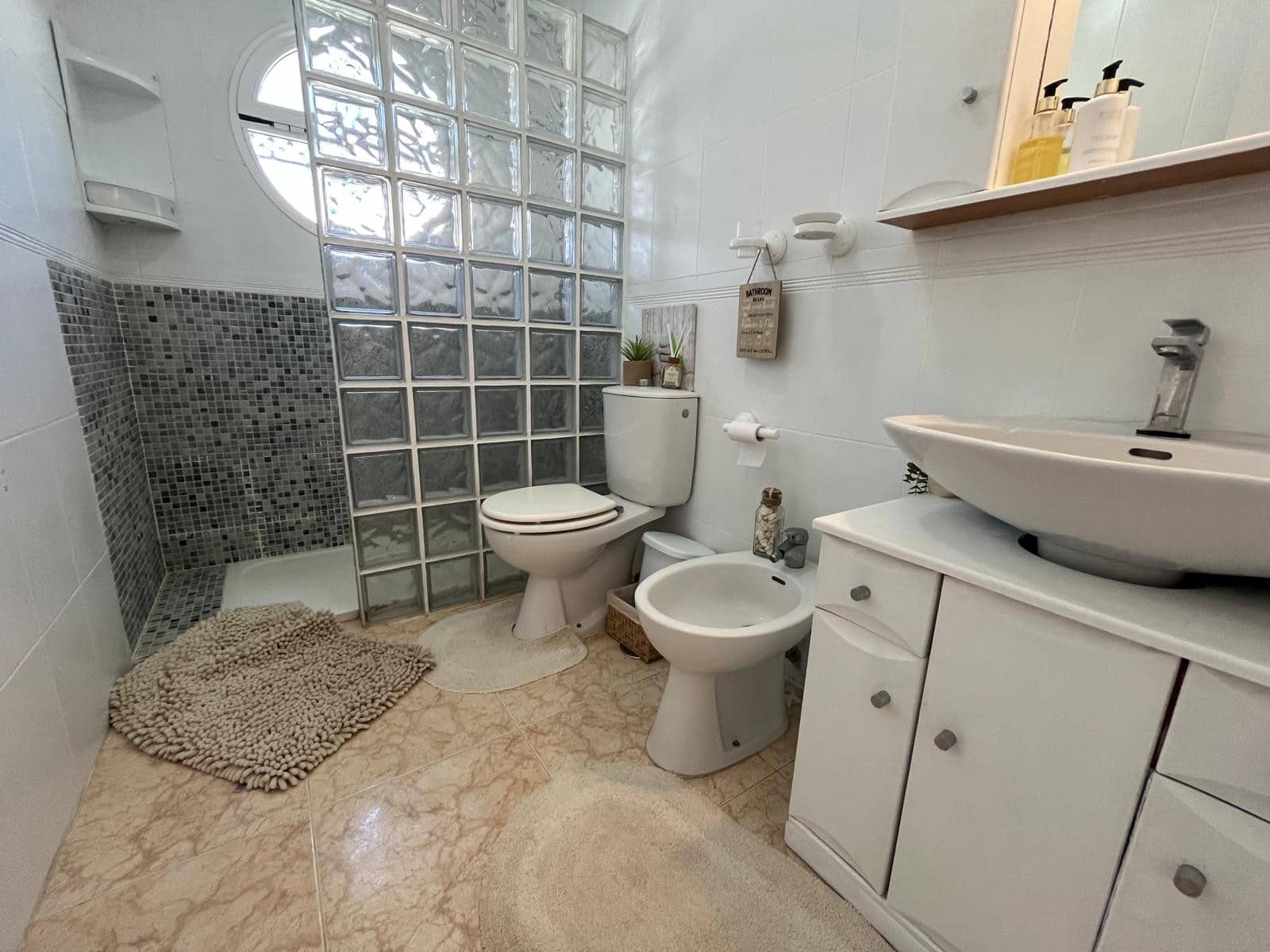 2 sypialnia Bungalow na sprzedaż w Punta Prima z basenem - 209 999 € (Ref: 9411335)