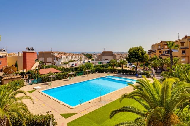 Studio til salg i Torrevieja med swimmingpool - € 99.990 (Ref: 9427484)