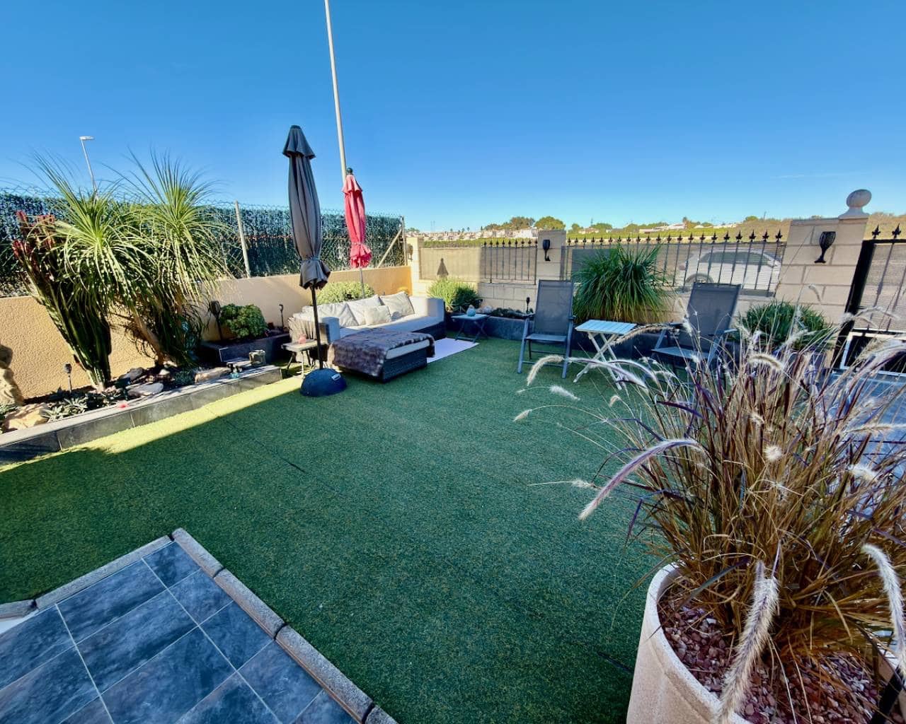 3 sovrum Villa till salu i El Raso - 325 000 € (Ref: 9427485)