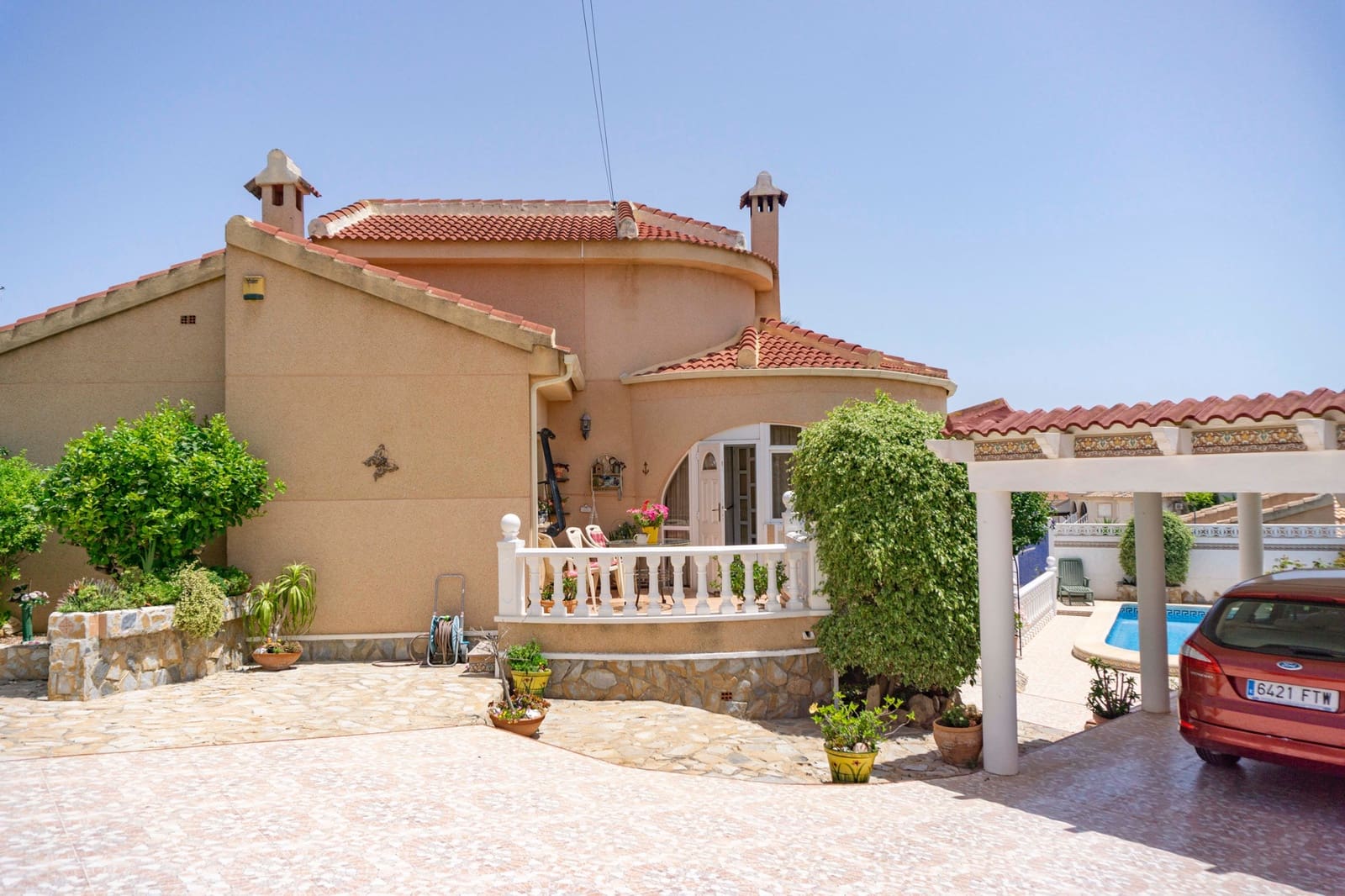 Chalet de 3 habitaciones en Ciudad Quesada en venta con piscina garaje - 379.950 € (Ref: 9427487)