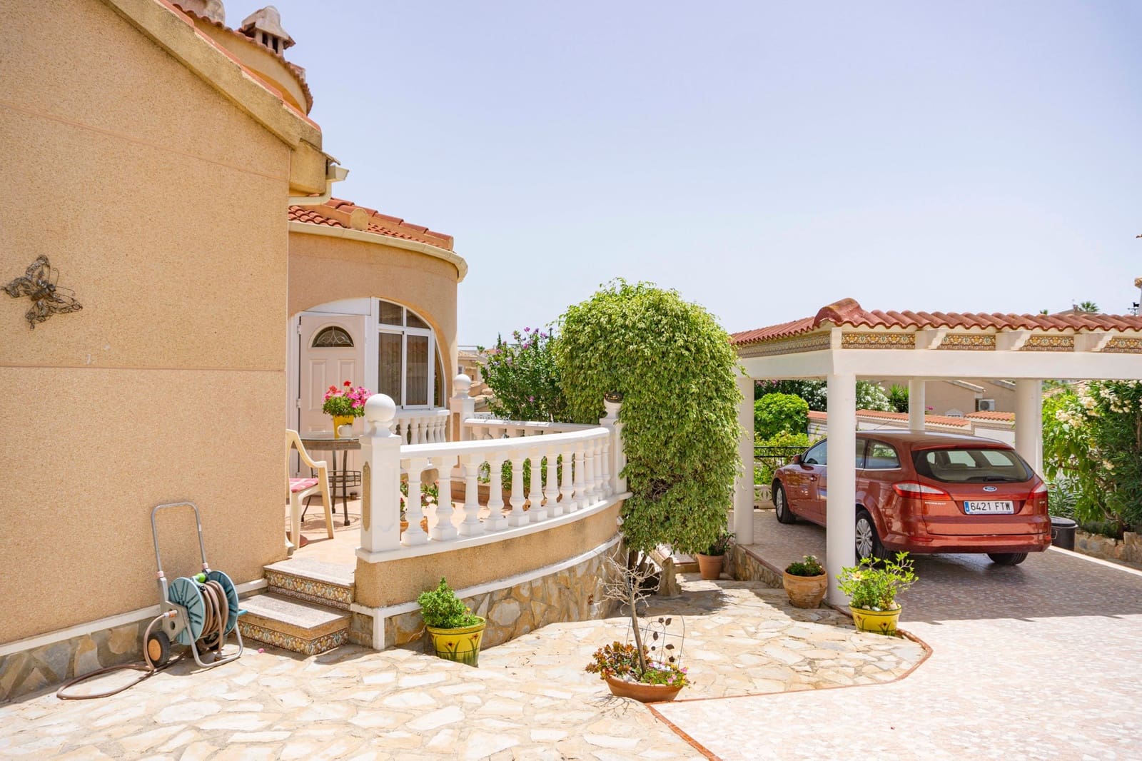 Chalet de 3 habitaciones en Ciudad Quesada en venta con piscina garaje - 379.950 € (Ref: 9427487)