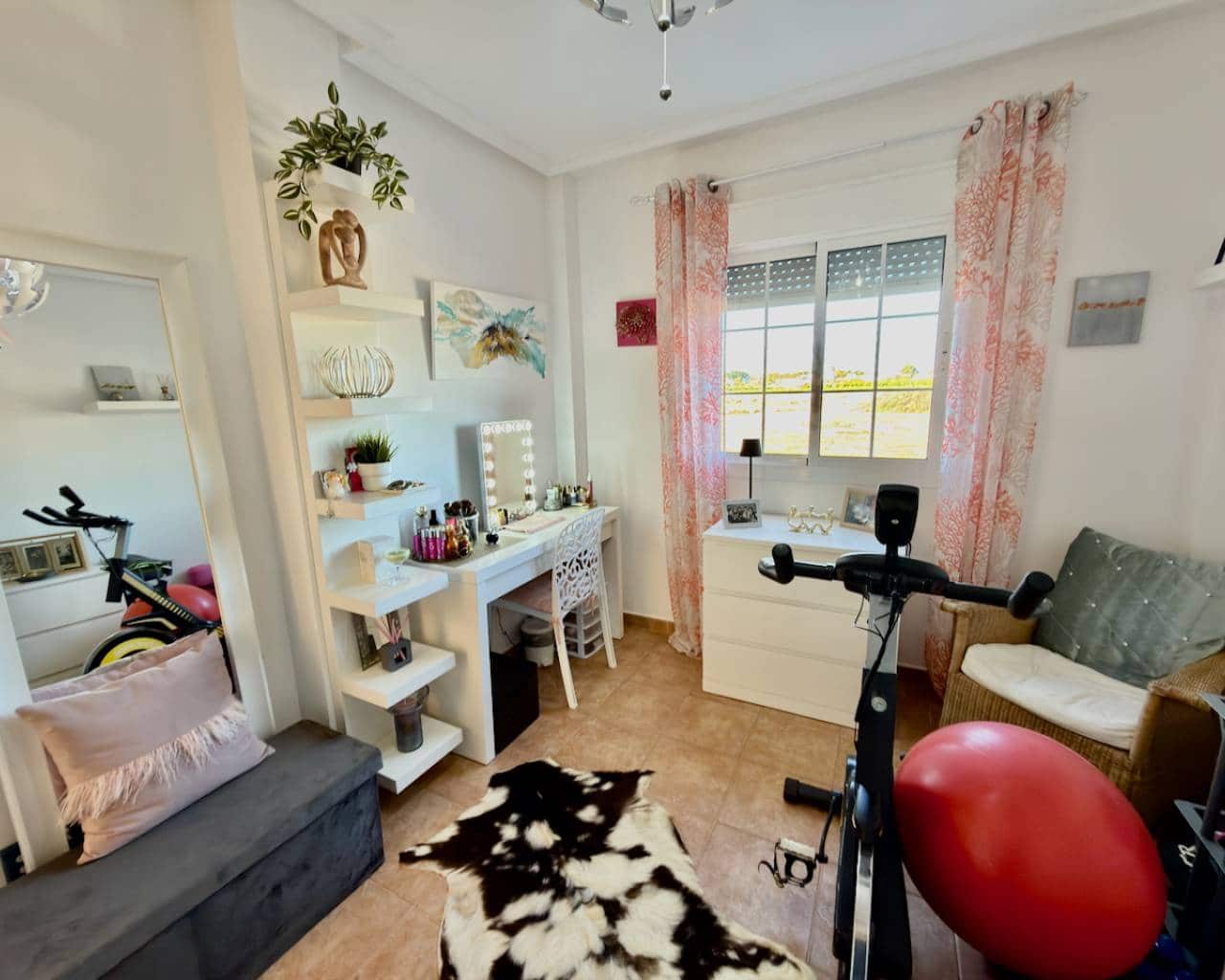 3 bedroom Villa for sale in Guardamar del Segura with garage - € 325,000 (Ref: 9427489)