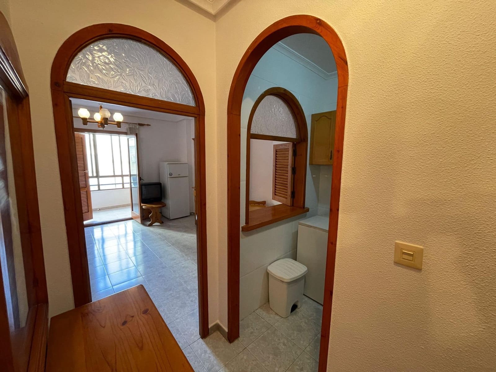 Studio te koop in Torrevieja met zwembad - € 77.260 (Ref: 9427495)