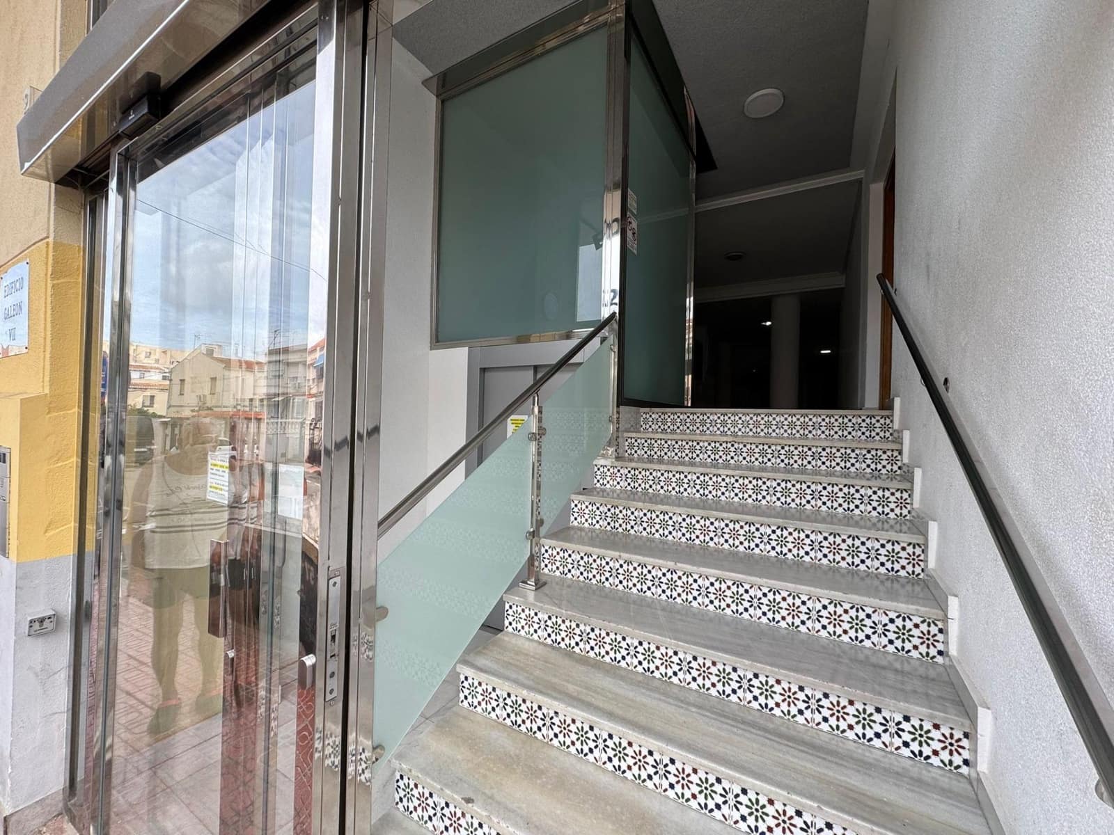 Studio te koop in Torrevieja met zwembad - € 77.260 (Ref: 9427495)