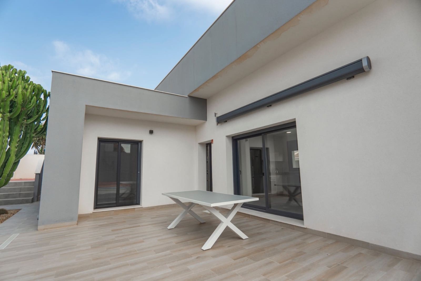 2 bedroom Villa for sale in Ciudad Quesada with pool - € 339,998 (Ref: 9427501)