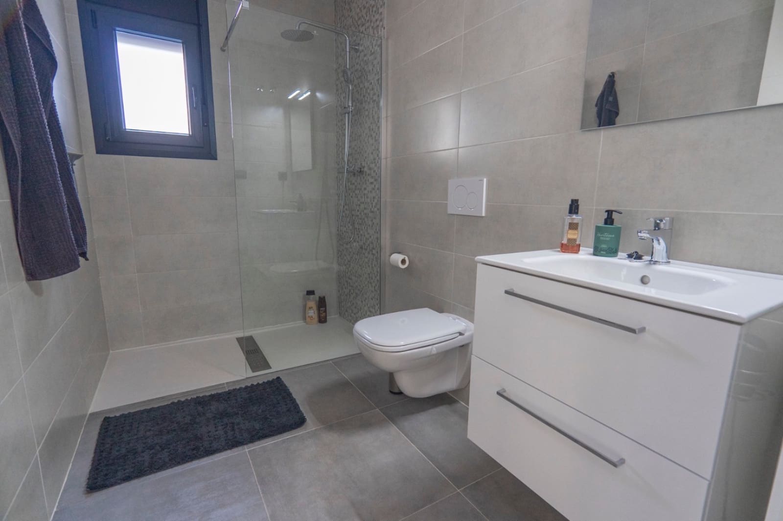 2 bedroom Villa for sale in Ciudad Quesada with pool - € 339,998 (Ref: 9427501)