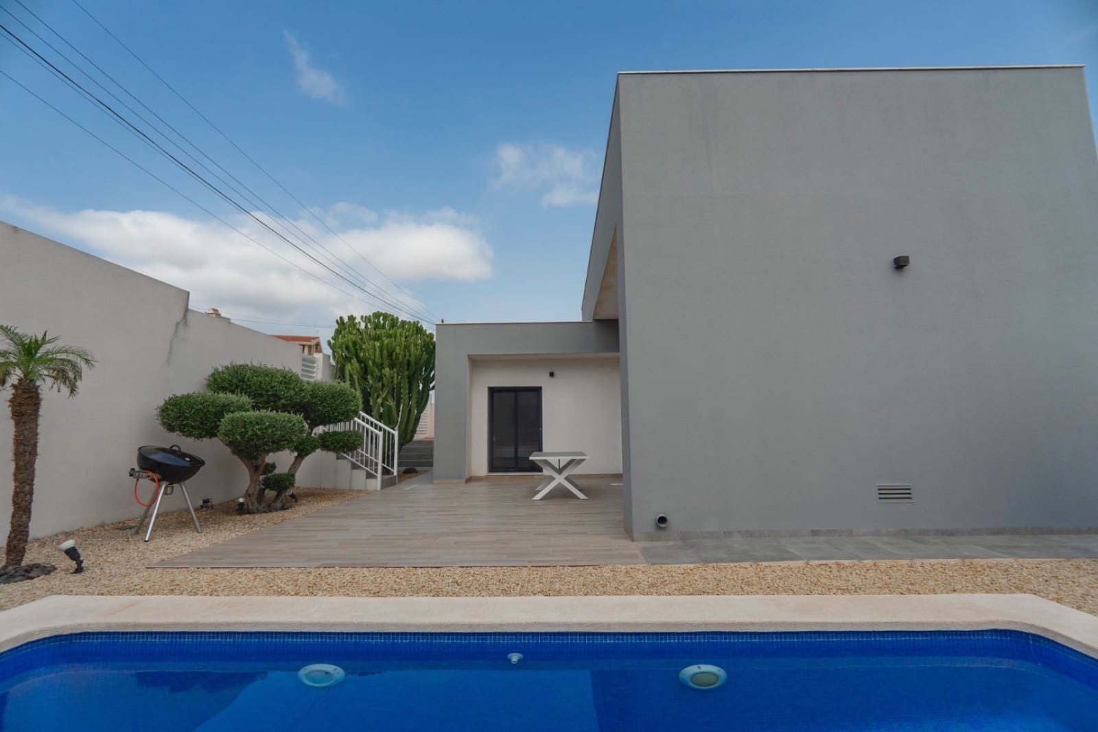 2 bedroom Villa for sale in Ciudad Quesada with pool - € 339,998 (Ref: 9427501)