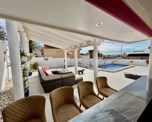 4 makuuhuone Huvila myytävänä paikassa Ciudad Quesada, Rojales mukana uima-altaan - 475 000 € (Ref: 9427502)