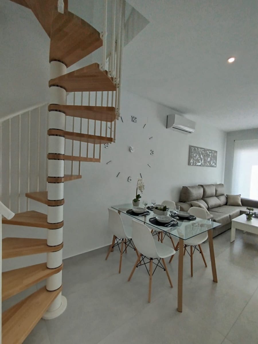 2 quarto Bungalow para venda em Torrevieja - 149 950 € (Ref: 9427505)