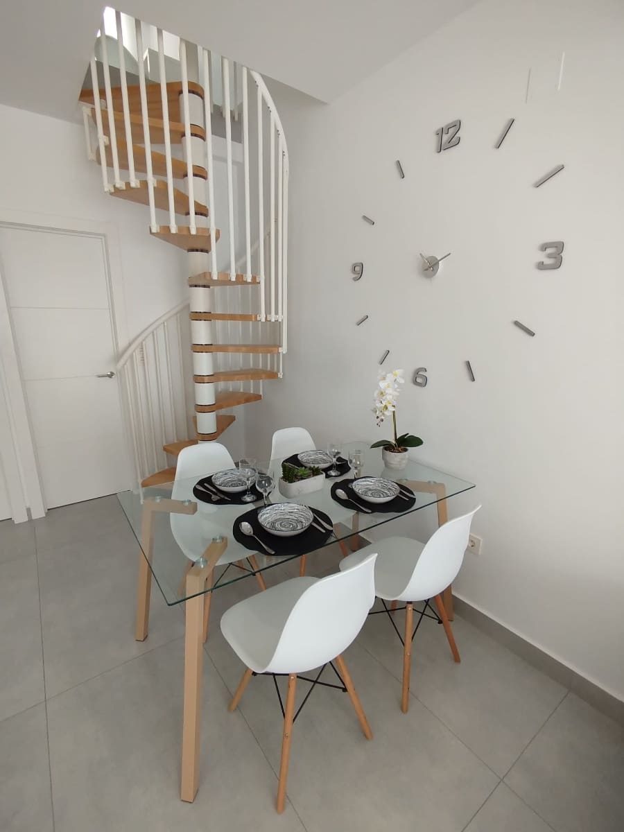 2 quarto Bungalow para venda em Torrevieja - 149 950 € (Ref: 9427505)