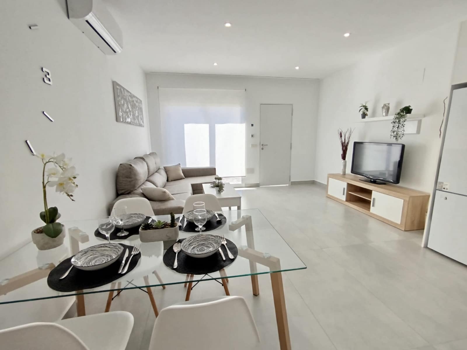 2 quarto Bungalow para venda em Torrevieja - 149 950 € (Ref: 9427505)