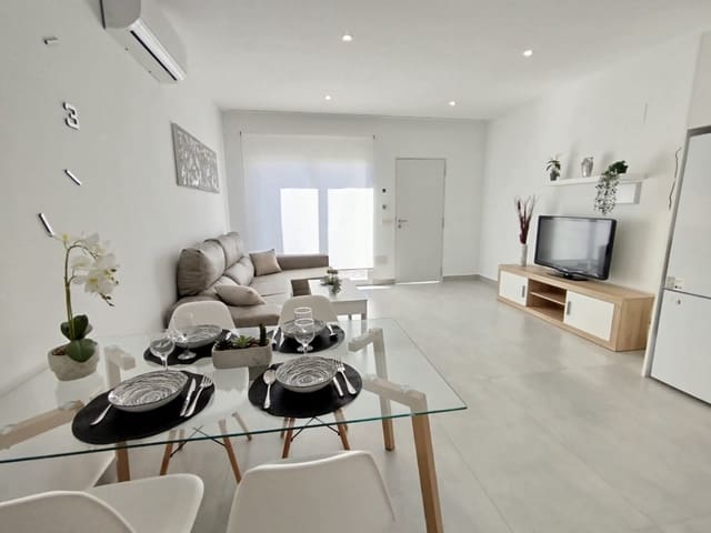 2 quarto Bungalow para venda em Torrevieja - 149 950 € (Ref: 9427505)