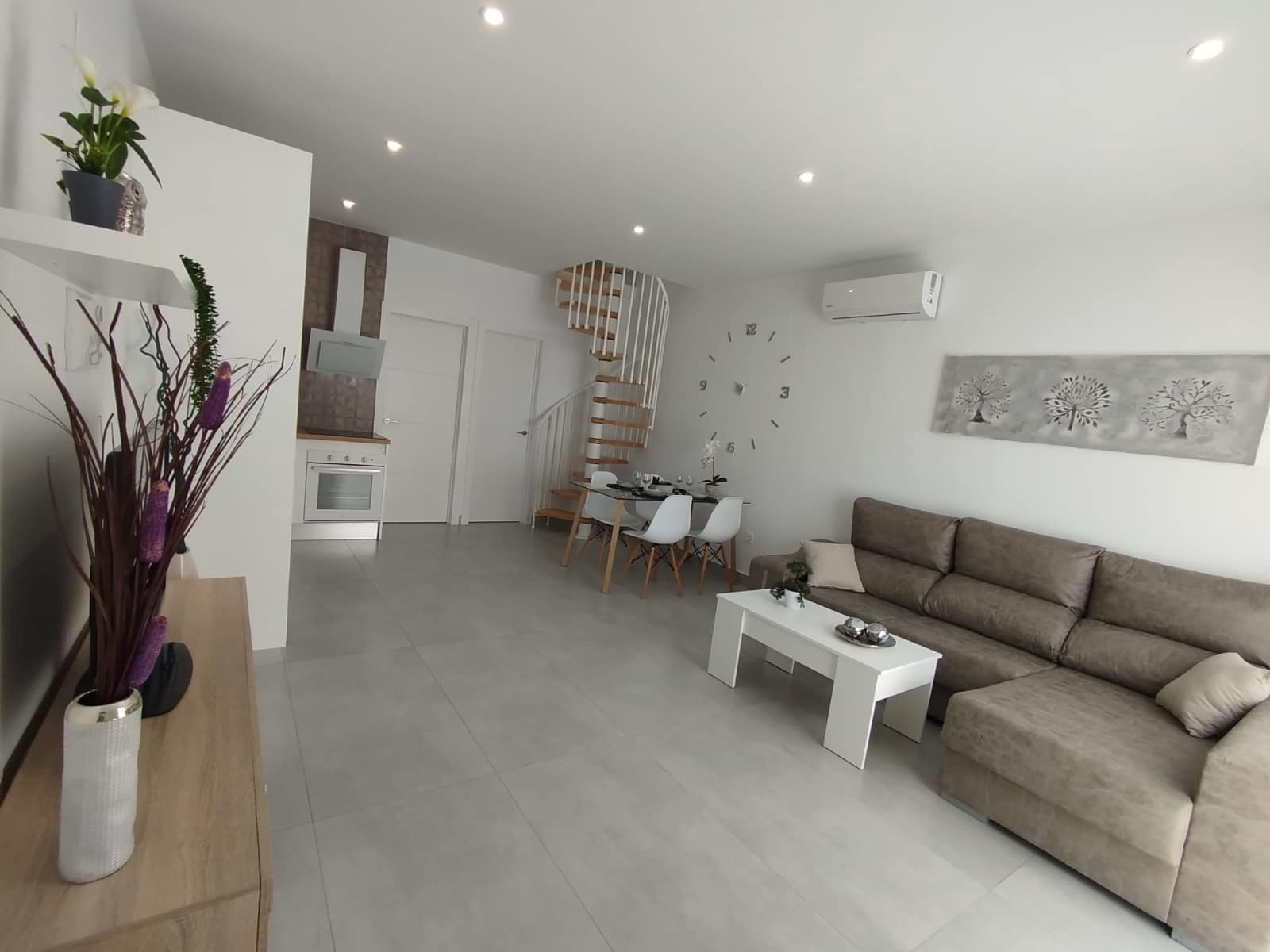 2 quarto Bungalow para venda em Torrevieja - 149 950 € (Ref: 9427505)