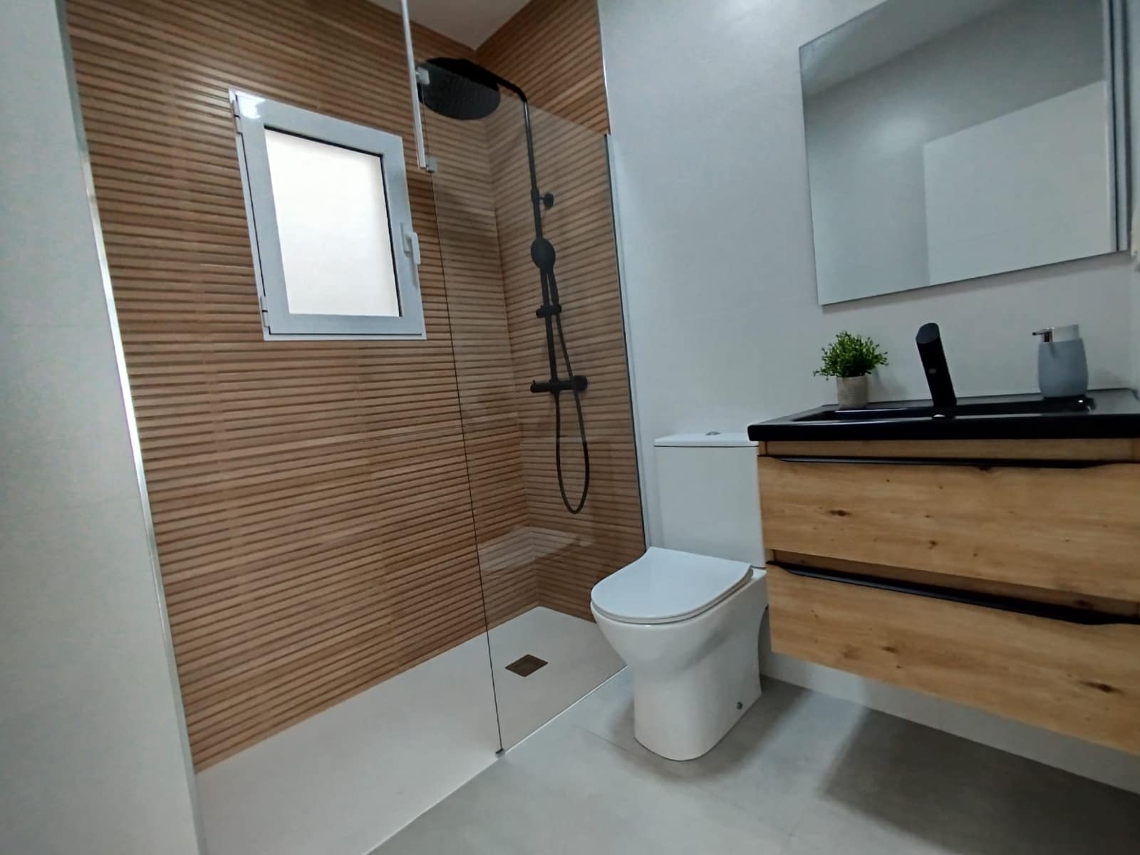 2 quarto Bungalow para venda em Torrevieja - 149 950 € (Ref: 9427505)