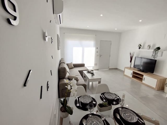 2 quarto Bungalow para venda em Torrevieja - 149 950 € (Ref: 9427505)