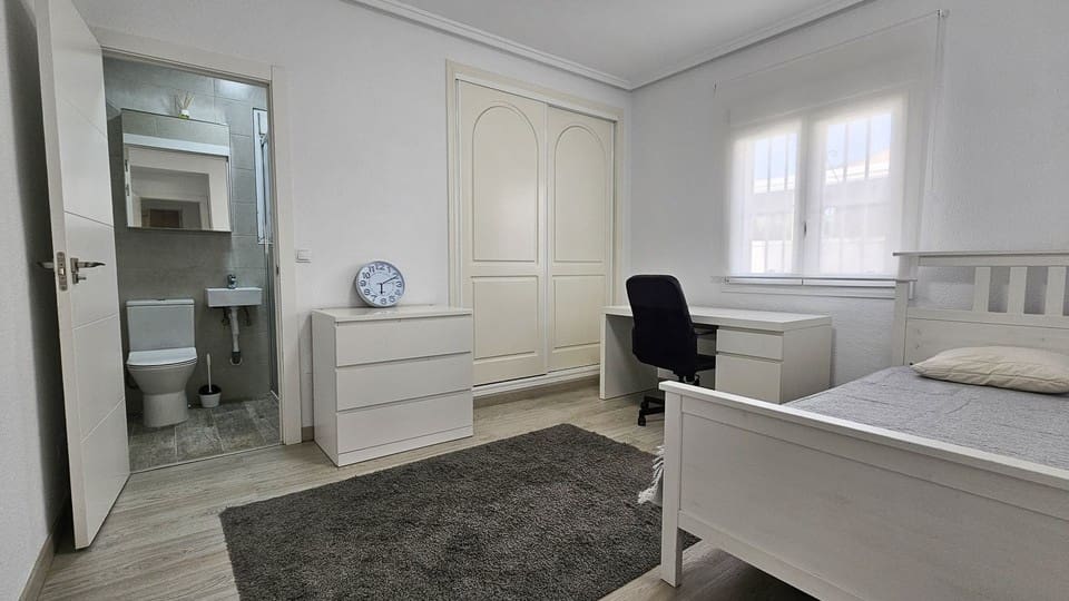 4 sypialnia Willa na sprzedaż w Ciudad Quesada z basenem - 465 000 € (Ref: 9427507)