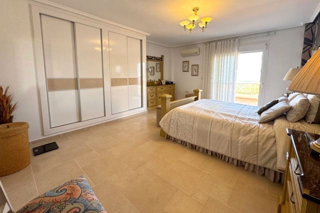 3 bedroom Villa for sale in Ciudad Quesada, Rojales with pool - € 599,000 (Ref: 9427510)