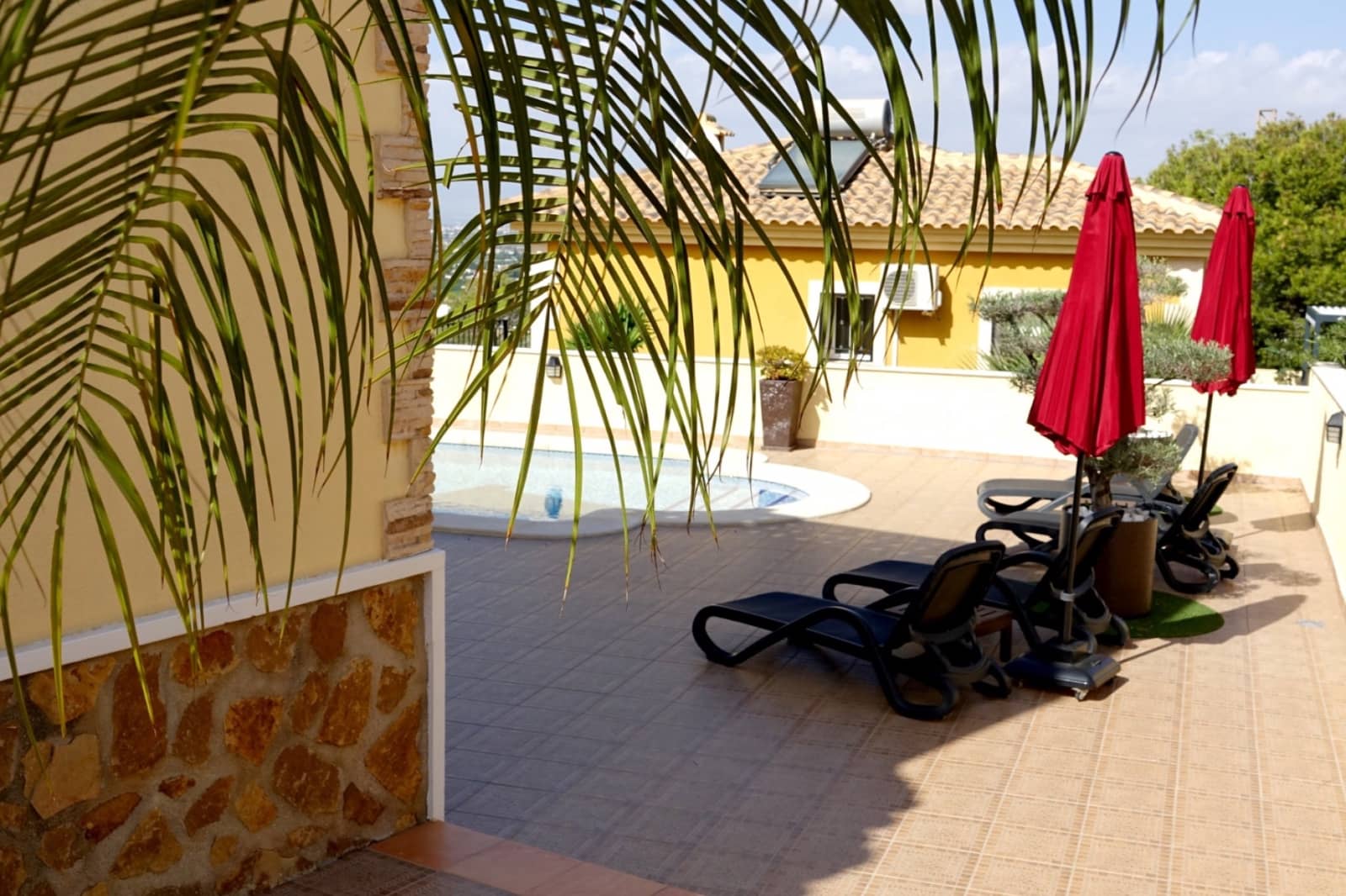 3 bedroom Villa for sale in Ciudad Quesada with pool - € 599,000 (Ref: 9427510)