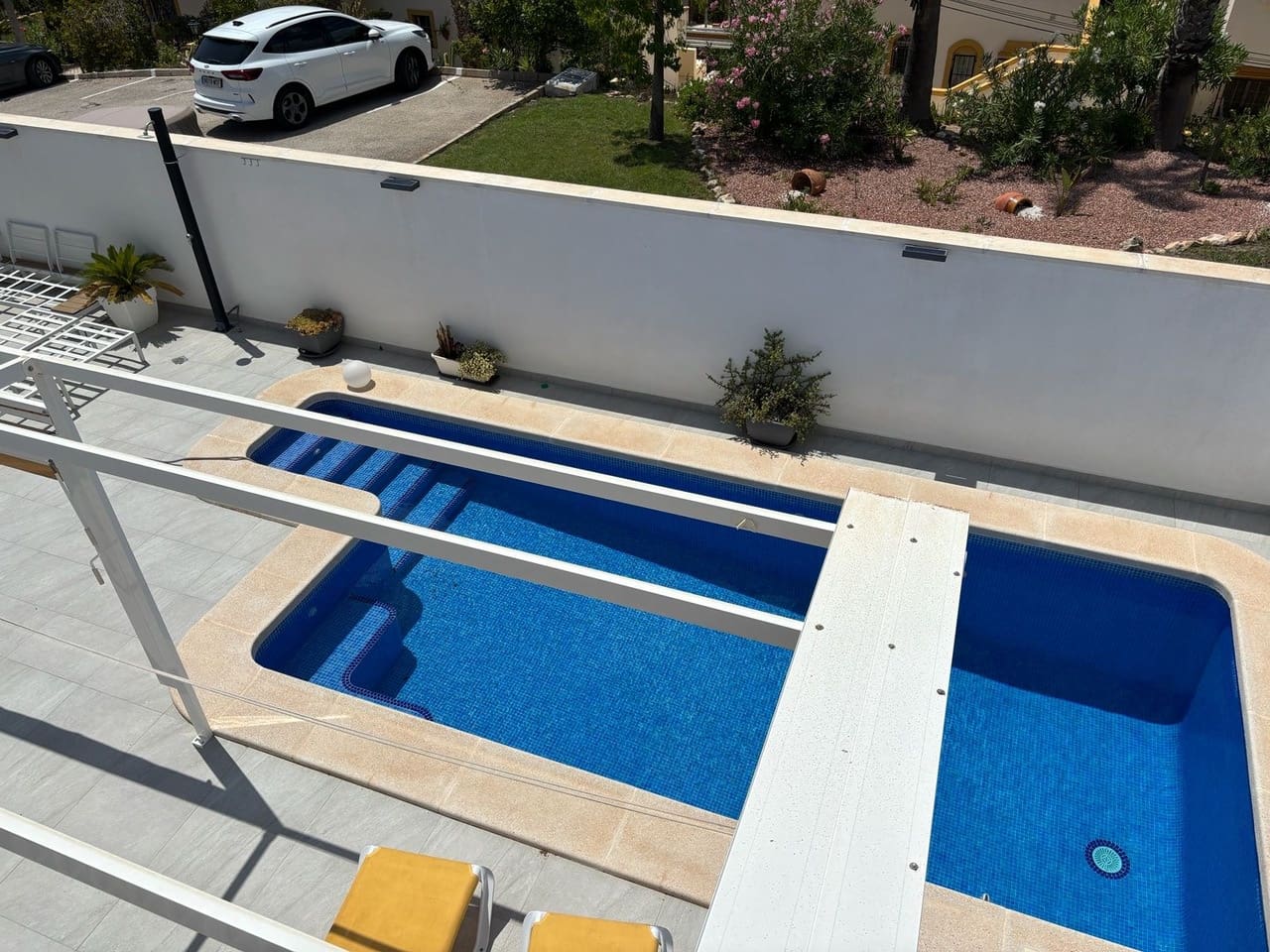 3 bedroom Villa for sale in Villamartin with pool - € 424,995 (Ref: 9427513)
