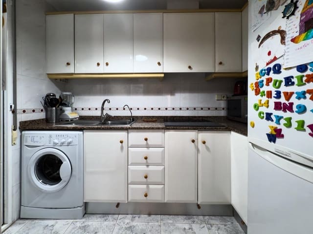 2 soveværelse Lejlighed til salg i La Mata, Torrevieja med swimmingpool - € 152.900 (Ref: 9431809)