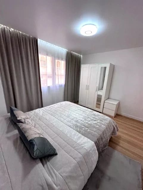 Apartamento de 2 habitaciones en Torrevieja en venta - 140.000 € (Ref: 9431810)