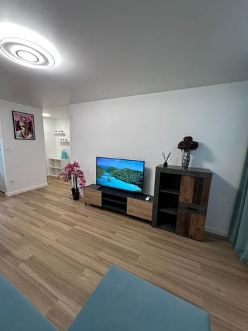 Apartamento de 2 habitaciones en Torrevieja en venta - 140.000 € (Ref: 9431810)