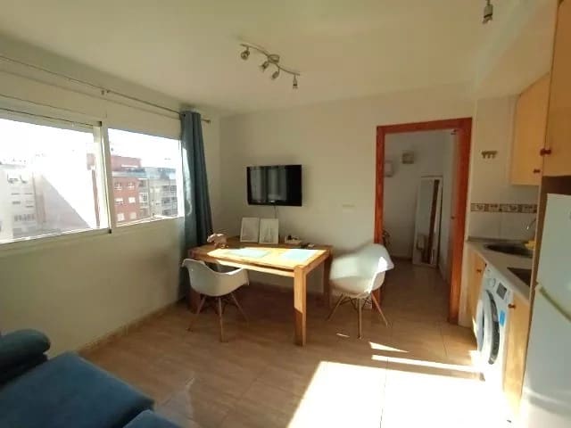 1 makuuhuone Huoneisto myytävänä paikassa Torrevieja mukana uima-altaan - 94 000 € (Ref: 9431812)