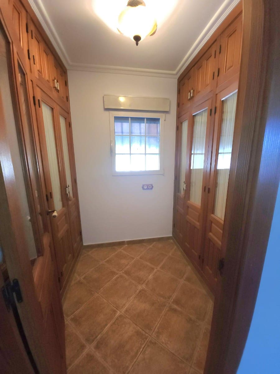 5 sypialnia Willa na sprzedaż w Catral z basenem garażem - 620 000 € (Ref: 9432020)