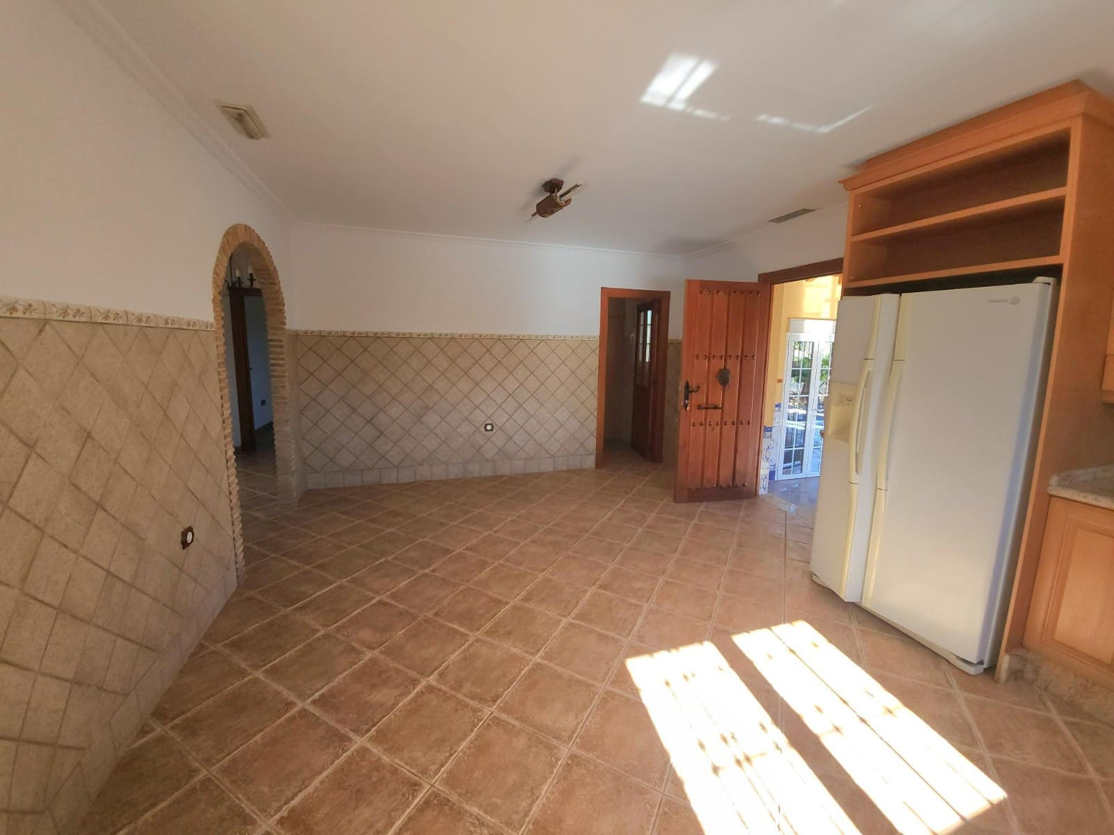 5 sypialnia Willa na sprzedaż w Catral z basenem garażem - 620 000 € (Ref: 9432020)