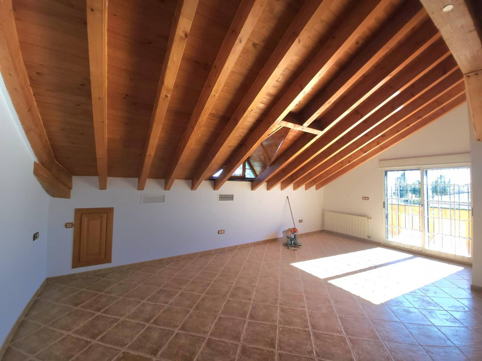 5 sypialnia Willa na sprzedaż w Catral z basenem garażem - 620 000 € (Ref: 9432020)