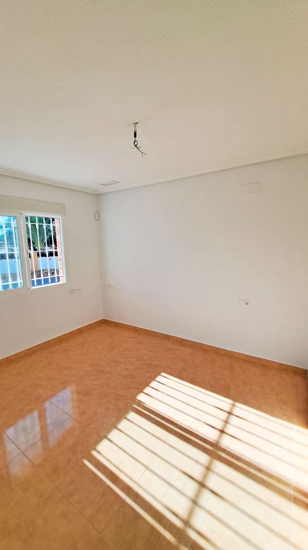 3 bedroom Villa for sale in Catral - € 365,000 (Ref: 9432021)