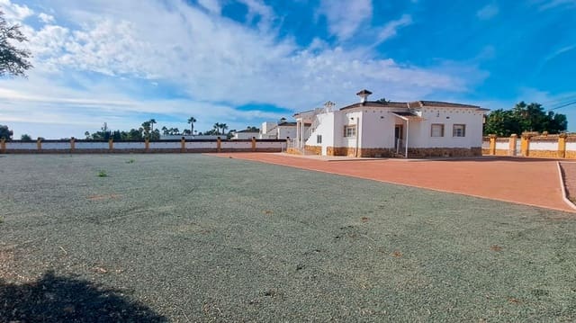 3 bedroom Villa for sale in Catral - € 365,000 (Ref: 9432021)