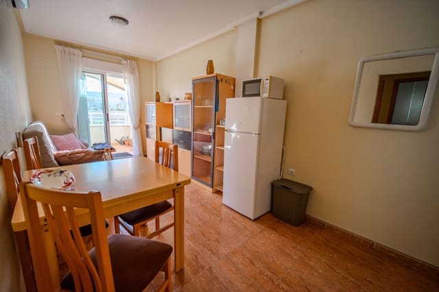 2 bedroom Apartment for sale in Torrevieja with pool garage - € 142,000 (Ref: 9436250)